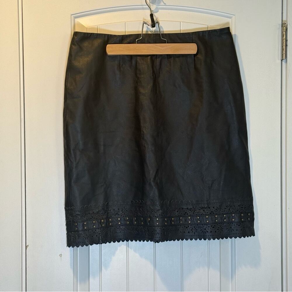 Metrostyle Leather Black Pencil Skirt with Eyelet Detail Size 14